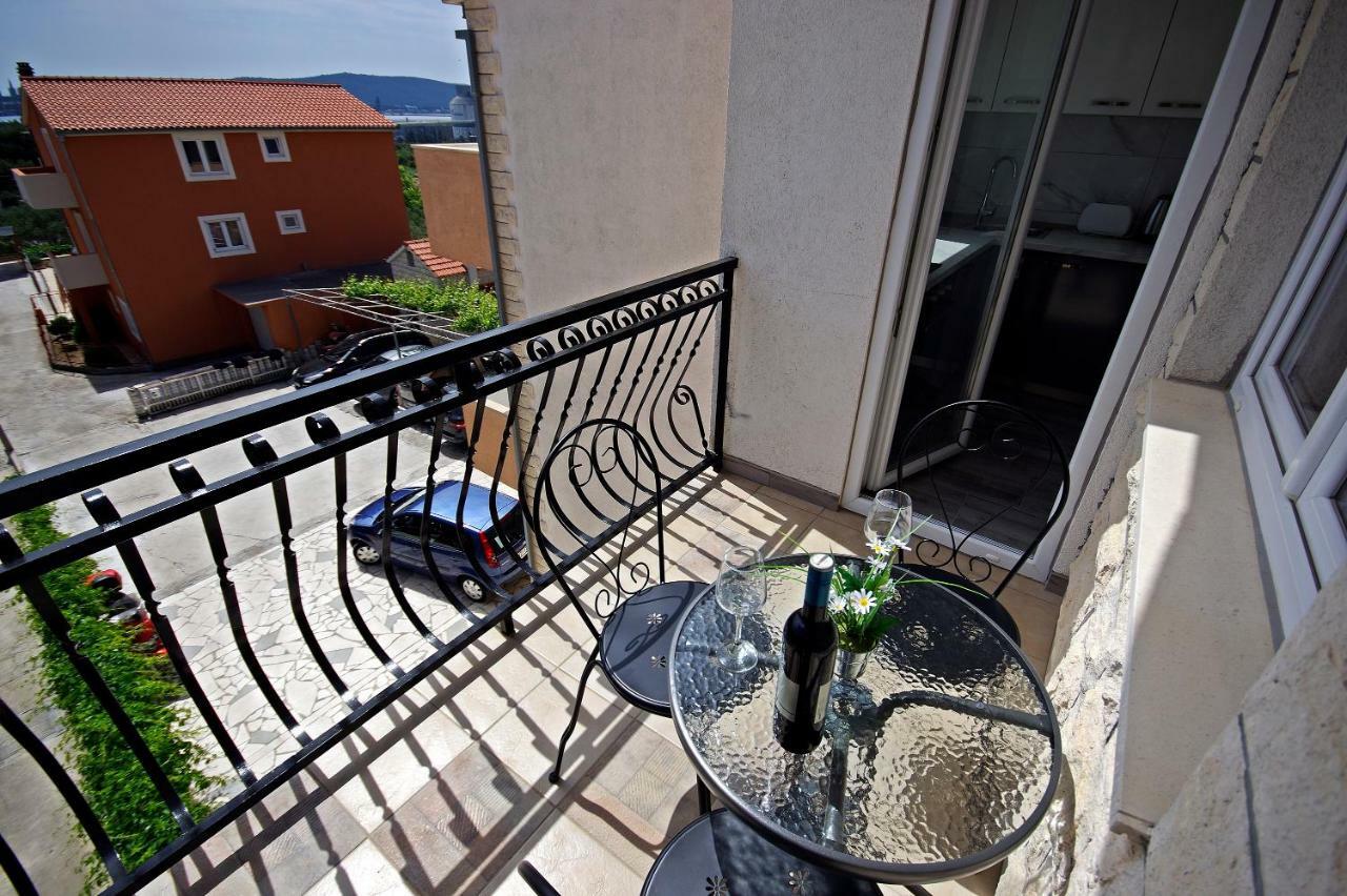Apartment Ivan Kaštel Sućurac Exterior foto
