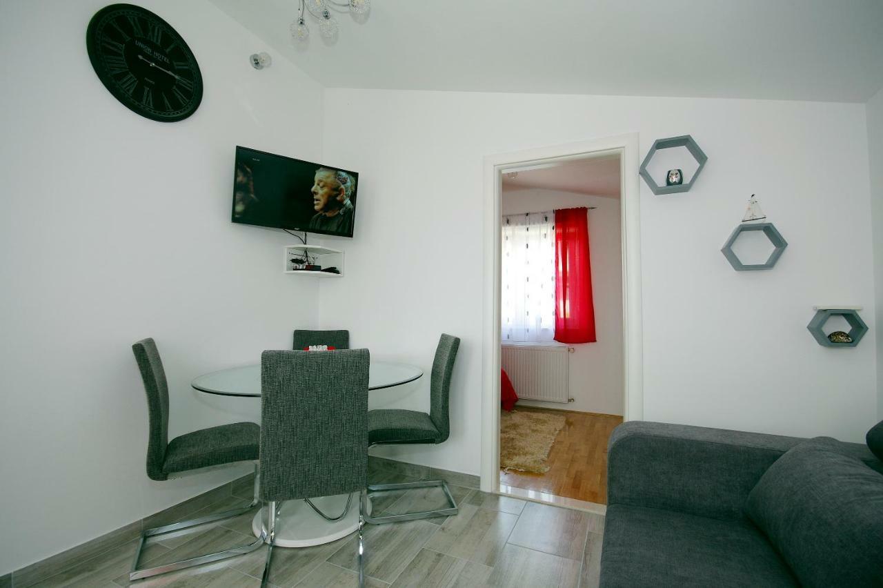 Apartment Ivan Kaštel Sućurac Exterior foto