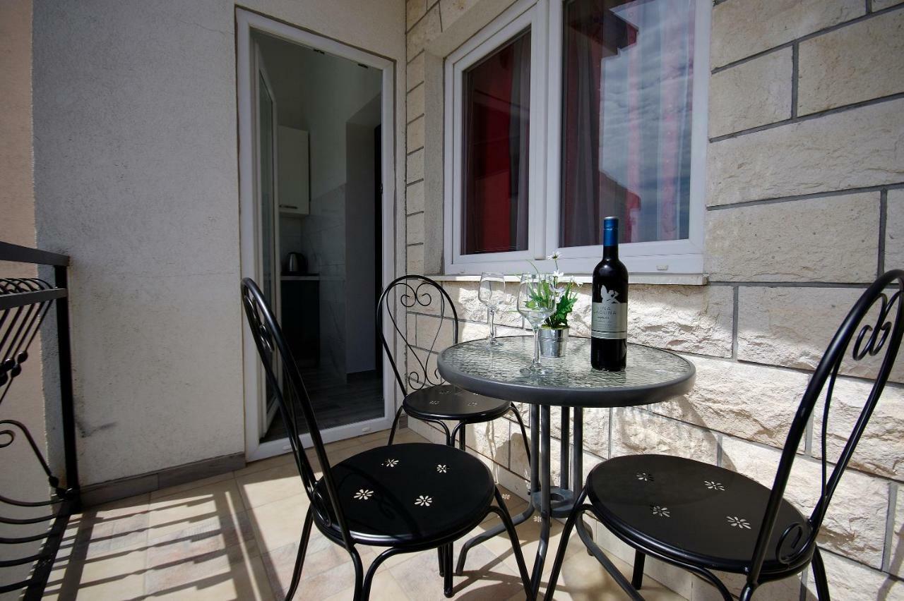 Apartment Ivan Kaštel Sućurac Exterior foto